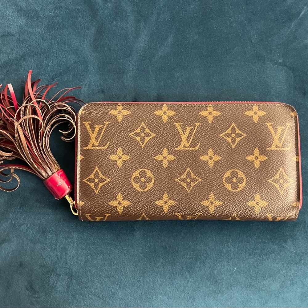 Louis Vuitton Monogram Zippy Tassel Wallet